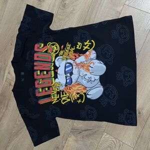 Hustle Bear Legend Men T-shirt Black Size Medium
